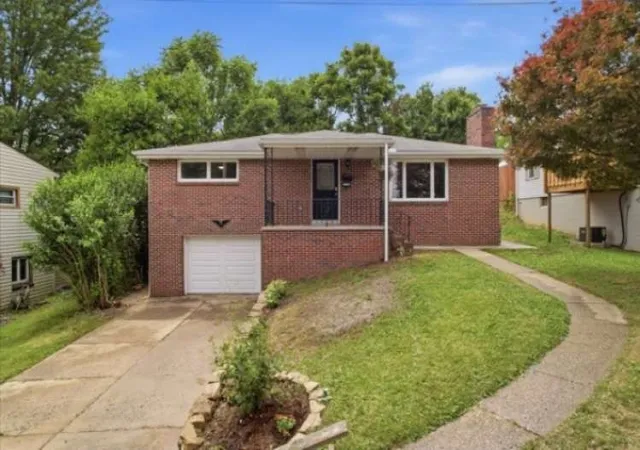 Photo 3 of Single family home for sale at 1735 Rebecca St, New Kensington, PA 15068 | MLS# 1762917 | Listing updated on 2026-10-21