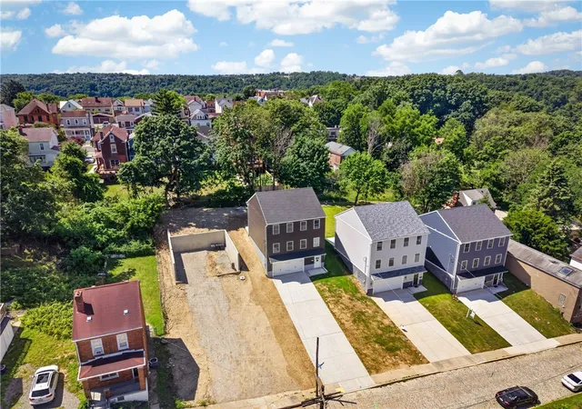 Photo 1 of Land for sale at 219 Wilbert, Mt Washington, PA 15211 | MLS# 1762757 | Listing updated on 2026-09-02