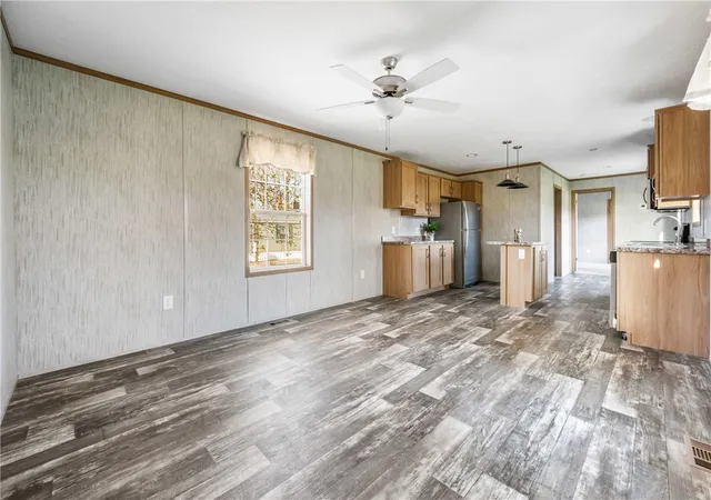Photo 3 of Manufactured home for sale at 69 S Summit #102, West Salem Twp, PA 16125 | MLS# 1762384 | Listing updated on 2026-09-03