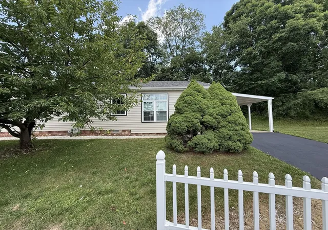 Photo 1 of Manufactured home for sale at 381 Eagle Ln, Washington Twp, PA 15613 | MLS# 1762992 | Listing updated on 2026-10-20