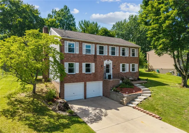 Photo 2 of Sale Pending at 106 Pagoda Dr, Monroeville, PA 15146 | MLS# 1762930 | Listing updated on 2026-09-05