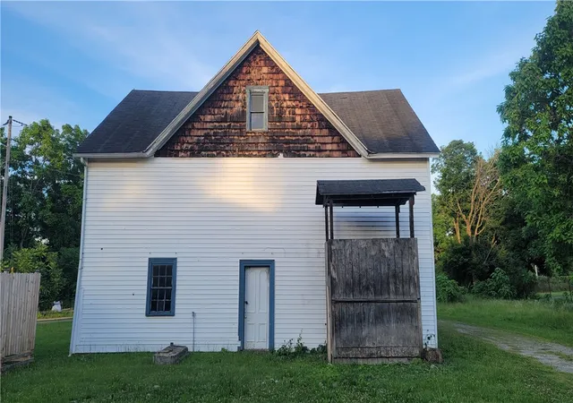 Photo 4 of Single family home for sale at 226 N Walnut St, Blairsville Area, PA 15717 | MLS# 1763075 | Listing updated on 2026-09-03