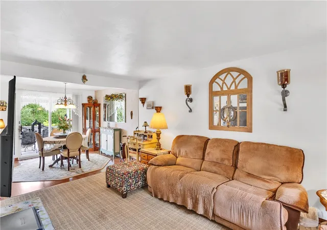 Photo 3 of Single family home for sale at 1998 Bernice Dr, Irwin, PA 15642 | MLS# 1763119 | Listing updated on 2026-09-12