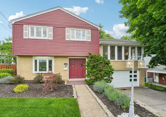 Photo 2 of Single family home for sale at 3741 Margate Rd, Churchill Boro, PA 15221 | MLS# 1763196 | Listing updated on 2026-09-05