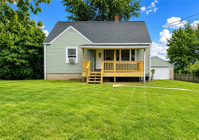 Photo 1 of Single family home for sale at 633 Crowder Ave, Sharon, PA 16146 | MLS# 1763214 | Listing updated on 2026-09-13