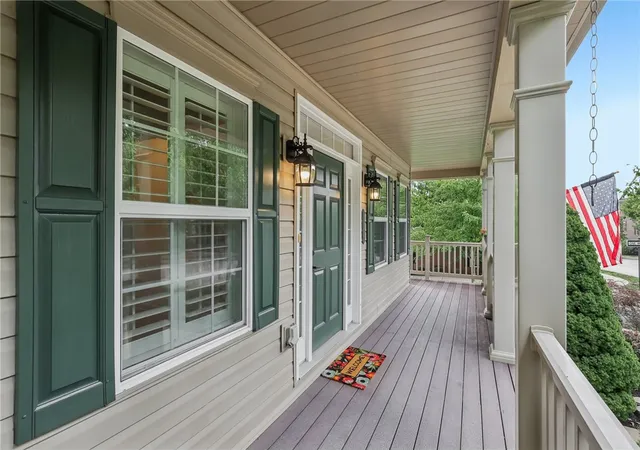 Photo 3 of Sale Pending at 354 Wealdstone Rd, Cranberry Twp, PA 16066 | MLS# 1763327 | Listing updated on 2026-09-27