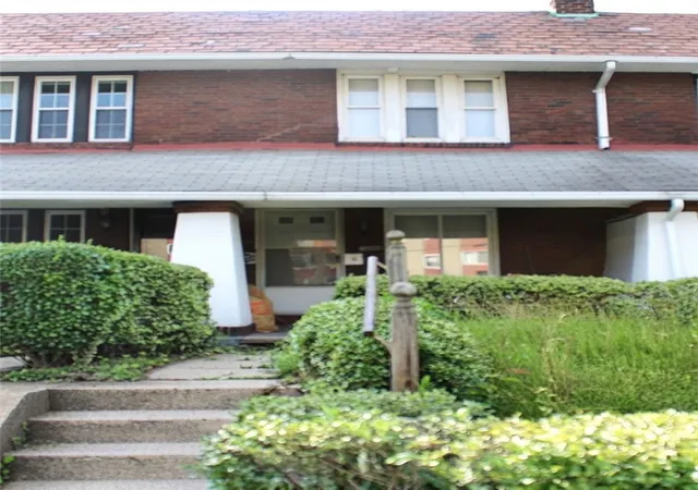 Photo 1 of Sale Pending at 5935 Alder St, Pittsburgh, PA 15232 | MLS# 1763102 | Listing updated on 2026-09-02