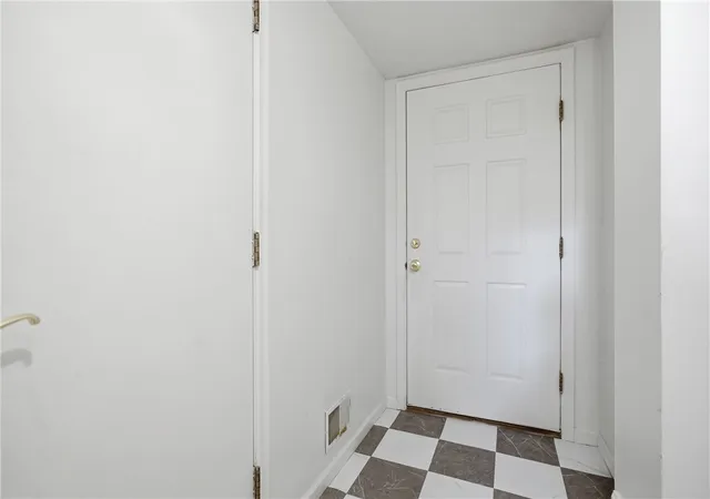 Photo 3 of Townhouse for sale at 126 Rossmor Ct, Pittsburgh, PA 15229 | MLS# 1763336 | Listing updated on 2026-10-12