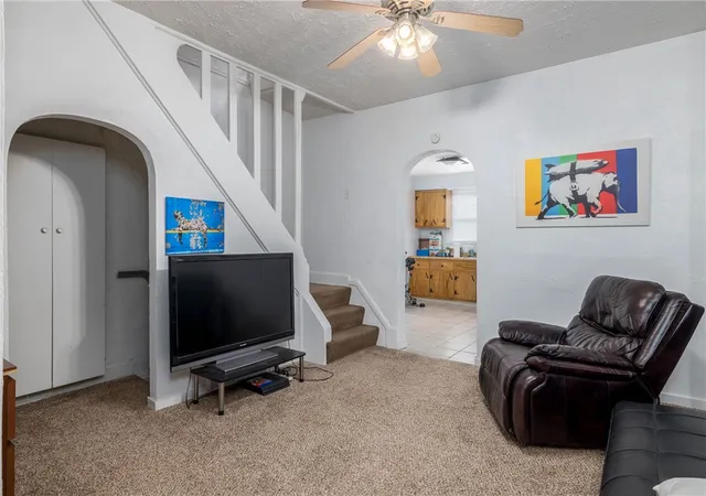 Photo 3 of Single family home for sale at 307 3rd Avenue, Carnegie, PA 15106 | MLS# 1763313 | Listing updated on 2026-09-14