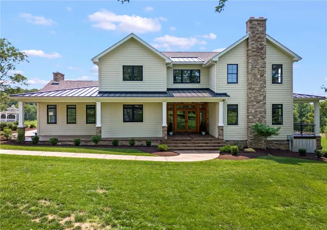 Photo 1 of Single family home for sale at 100 Fife Farm Ln, Peters Twp, PA 15317 | MLS# 1763657 | Listing updated on 2026-09-12