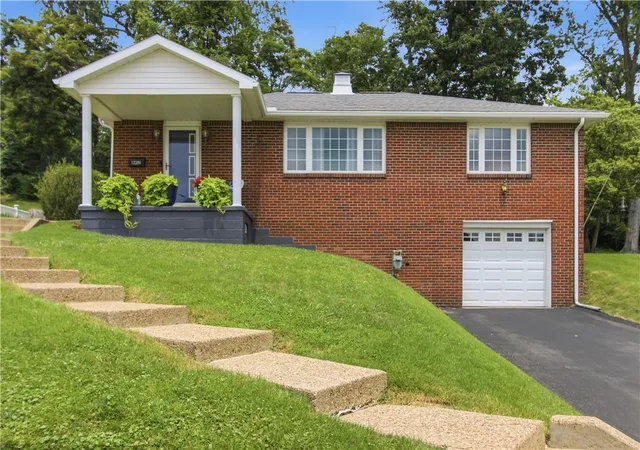 Photo 2 of Single family home for sale at 12289 Herold Dr, Irwin, PA 15642 | MLS# 1763181 | Listing updated on 2026-09-14