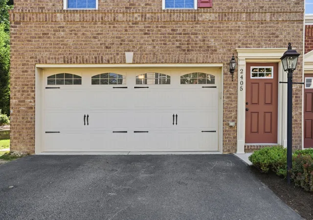 Photo 3 of Townhouse for sale at 2405 Pointe View Dr, Adams Twp, PA 16046 | MLS# 1763741 | Listing updated on 2026-09-12