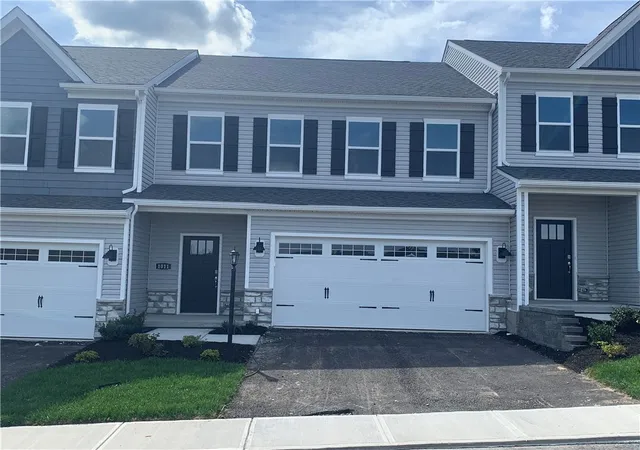 Photo 1 of Townhouse for sale at 1011 Darcy Ln, Valencia, PA 16059 | MLS# 1763872 | Listing updated on 2026-10-06