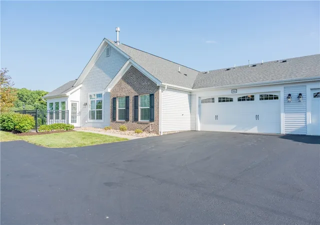 Photo 2 of Condo for sale at 906 Spring Valley Dr, Jackson Twp, PA 16063 | MLS# 1763687 | Listing updated on 2026-09-08