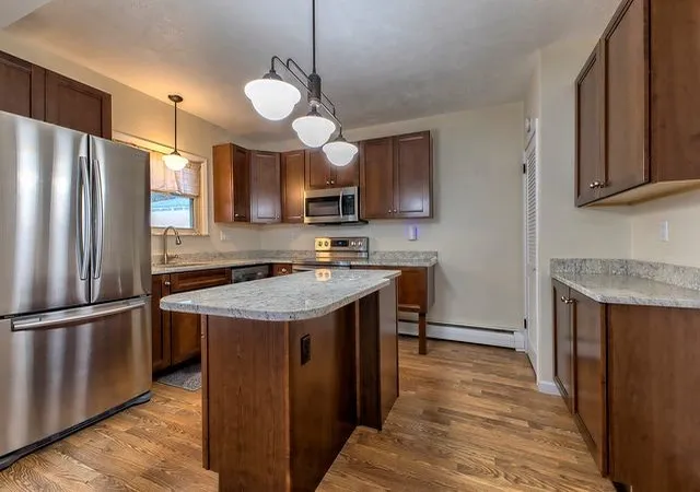 Photo 3 of Single family home for sale at 200 College Ave, Mt Pleasant Boro, PA 15666 | MLS# 1763942 | Listing updated on 2026-09-14