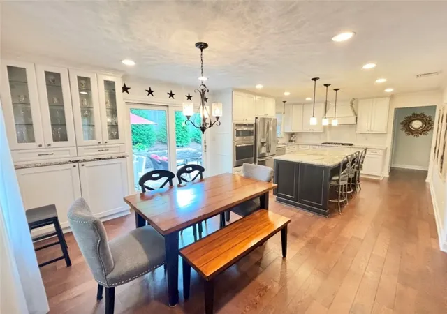 Photo 4 of Single family home for sale at 49 Sunnyside Ave, Collier Twp, PA 15106 | MLS# 1763949 | Listing updated on 2026-09-12
