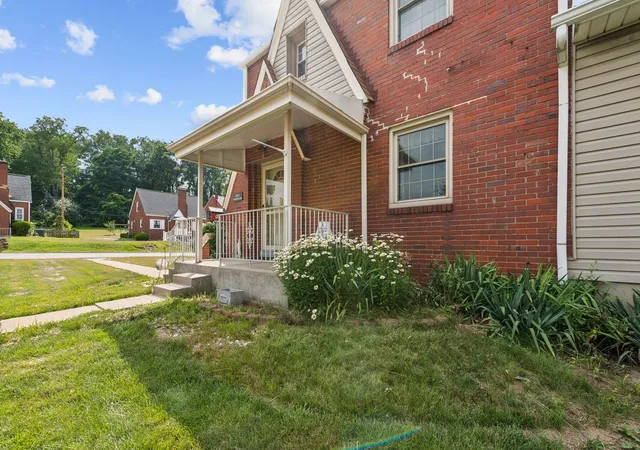 Photo 34 of Single family home for sale at 343 Vanadium Rd, Scott Twp, PA 15243 | MLS# 1764105 | Listing updated on 2026-09-12