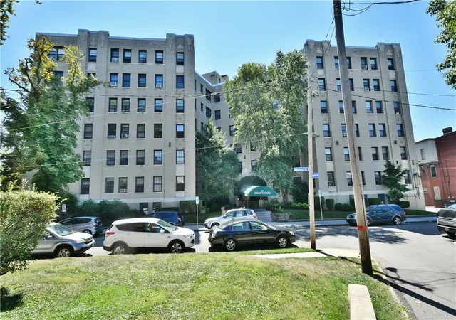 Photo 1 of Condo for sale at 372 S Highland Ave #102, Pittsburgh, PA 15206 | MLS# 1764051 | Listing updated on 2026-09-10