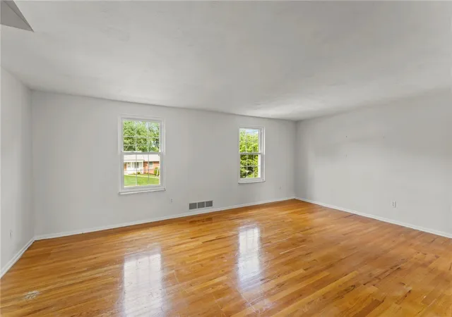 Photo 3 of Single family home for sale at 3431 Forest Rd, Bethel Park, PA 15102 | MLS# 1764081 | Listing updated on 2026-10-02
