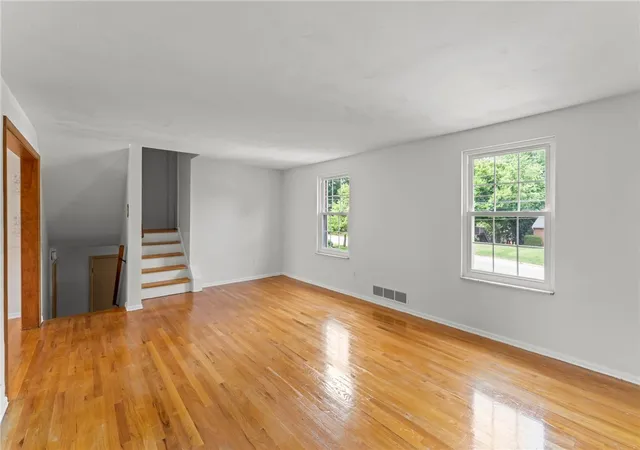 Photo 4 of Single family home for sale at 3431 Forest Rd, Bethel Park, PA 15102 | MLS# 1764081 | Listing updated on 2026-10-02