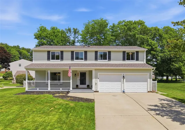 Photo 1 of Single family home for sale at 203 Lochinver Dr, Moon/crescent Twp, PA 15108 | MLS# 1764101 | Listing updated on 2026-09-10