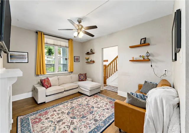 Photo 3 of Single family home for sale at 348 Albert St, Pittsburgh, PA 15211 | MLS# 1763448 | Listing updated on 2026-09-12