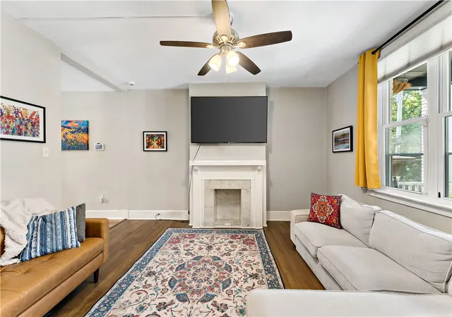 Photo 4 of Single family home for sale at 348 Albert St, Pittsburgh, PA 15211 | MLS# 1763448 | Listing updated on 2026-09-12