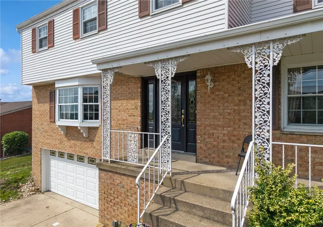 Photo 4 of Single family home for sale at 14210 Wayne Dr, North Huntingdon, PA 15642 | MLS# 1764215 | Listing updated on 2026-09-13
