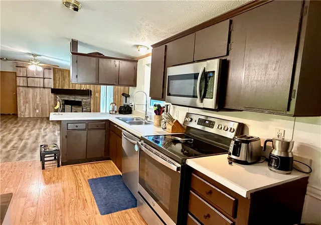 Photo 3 of Manufactured home for sale at 820 Maple Ct, Cranberry Township, PA 16066 | MLS# 1764155 | Listing updated on 2026-09-11
