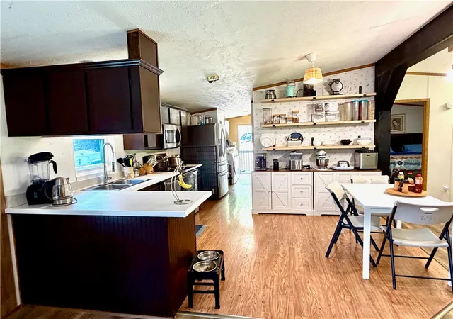 Photo 3 of Manufactured home for sale at 820 Maple Ct, Cranberry Township, PA 16066 | MLS# 1764155 | Listing updated on 2026-09-11