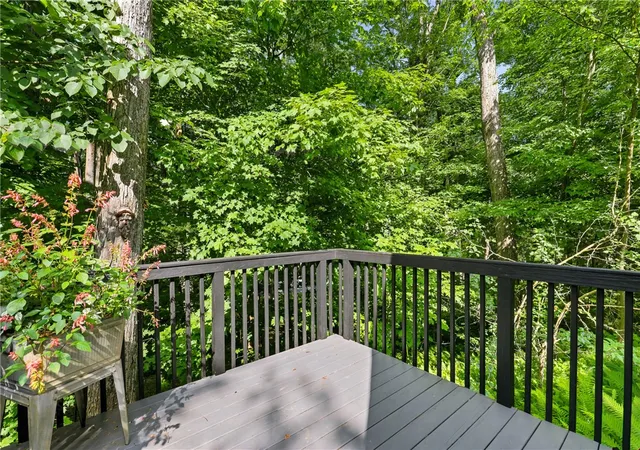 Photo 3 of Single family home for sale at 521 Earl Ansell Rd, Middlecreek Twp, PA 15557 | MLS# 1763878 | Listing updated on 2026-09-11