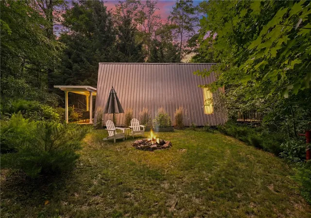 Photo 3 of Sale Pending at 521 Earl Ansell Rd, Middlecreek Twp, PA 15557 | MLS# 1763878 | Listing updated on 2026-10-02