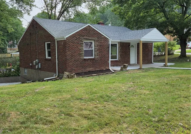 Photo 3 of Single family home for sale at 745 Macfarlane Dr, Penn Hills, PA 15235 | MLS# 1764287 | Listing updated on 2026-09-09
