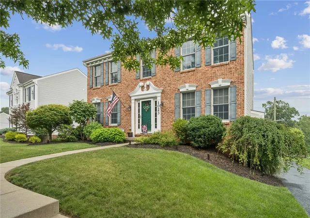 Photo 2 of Sale Pending at 1023 Mayfair Dr, Cecil, PA 15317 | MLS# 1764318 | Listing updated on 2026-09-15
