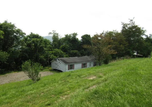 Photo 3 of Land for sale at 732 7th Street, Marianna Boro, PA 15345 | MLS# 1764292 | Listing updated on 2026-10-02