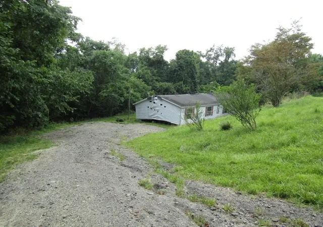 Photo 4 of Land for sale at 732 7th Street, Marianna Boro, PA 15345 | MLS# 1764292 | Listing updated on 2026-10-02
