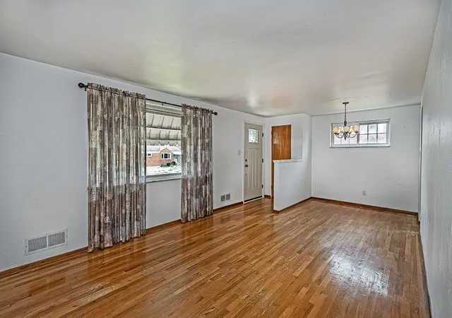 Photo 3 of Single family home for sale at 638 Elaine Dr, Pittsburgh, PA 15236 | MLS# 1764283 | Listing updated on 2026-09-11