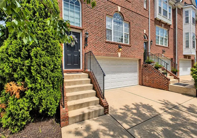Photo 1 of Townhouse for sale at 7010 Crider Rd, Adams Twp, PA 16046 | MLS# 1764284 | Listing updated on 2026-09-15