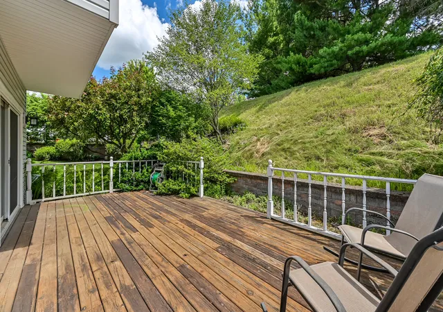 Photo 2 of Condo for sale at 2572b Grouse Ridge, Franklin Park, PA 15090 | MLS# 1764542 | Listing updated on 2026-09-13