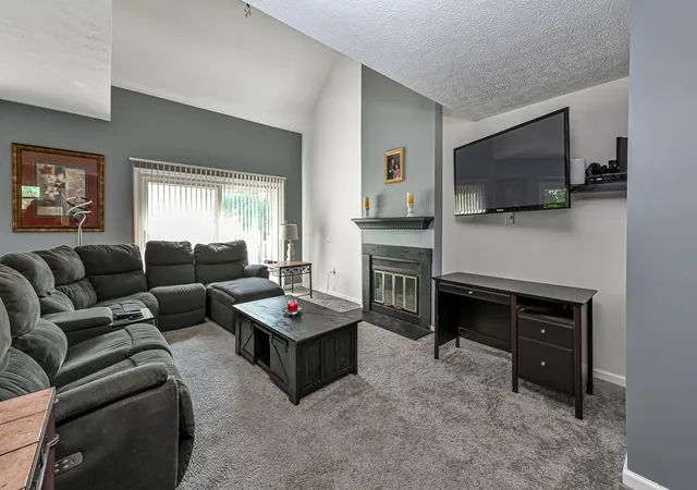 Photo 3 of Condo for sale at 2572b Grouse Ridge, Franklin Park, PA 15090 | MLS# 1764542 | Listing updated on 2026-09-13