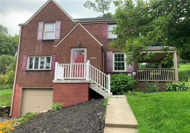 Photo 1 of Single family home for sale at 247 Mcmurray Rd, Upper St Clair, PA 15241 | MLS# 1764556 | Listing updated on 2026-09-14