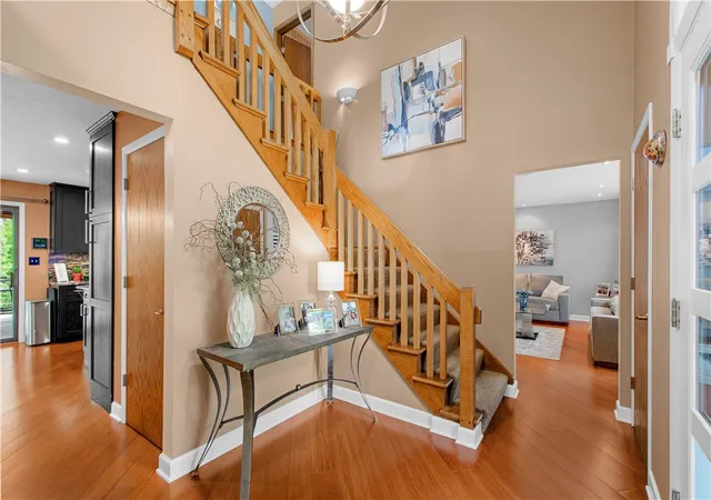 Photo 2 of Single family home for sale at 717 Stonegate Dr, Oakdale, PA 15071 | MLS# 1764557 | Listing updated on 2026-09-09