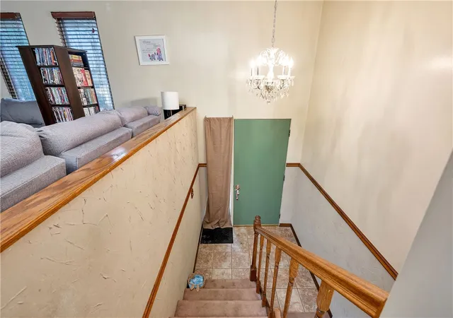 Photo 2 of Sale Pending at 120 Lyn Dale Dr, Butler, PA 16001 | MLS# 1764518 | Listing updated on 2026-09-14
