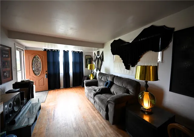 Photo 3 of Single family home for sale at 133 Windsor Dr, Penn Hills, PA 15235 | MLS# 1764708 | Listing updated on 2026-09-07