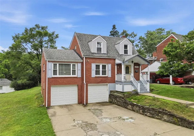 Photo 1 of Single family home for sale at 272 Lynn Dr, Pittsburgh, PA 15236 | MLS# 1764729 | Listing updated on 2026-09-05