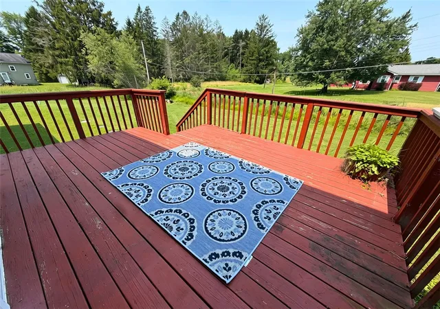 Photo 3 of Sale Pending at 7 Bell Rd, Grove City, PA 16127 | MLS# 1764791 | Listing updated on 2026-09-10