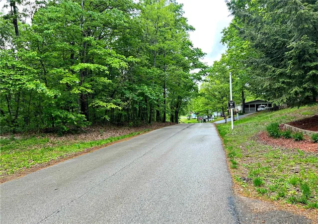 Photo 4 of Manufactured home for sale at 10 Via Milano, Menallen Twp, PA 15480 | MLS# 1764830 | Listing updated on 2026-09-09