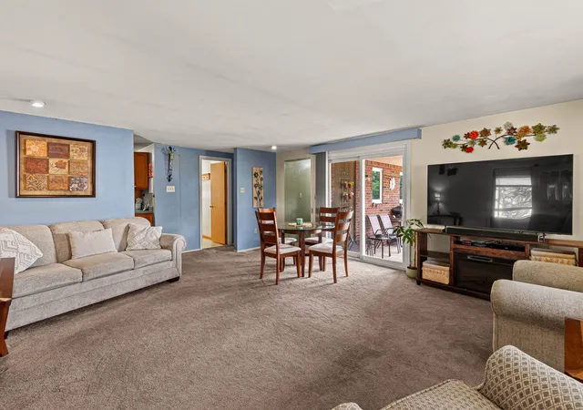 Photo 2 of Single family home for sale at 624 Corbin St, West Mifflin, PA 15122 | MLS# 1764832 | Listing updated on 2026-09-13