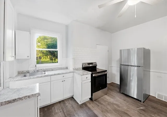 Listing Photo 4 - Condo for sale in building located at 1229 Success St, Pittsburgh, PA 15212