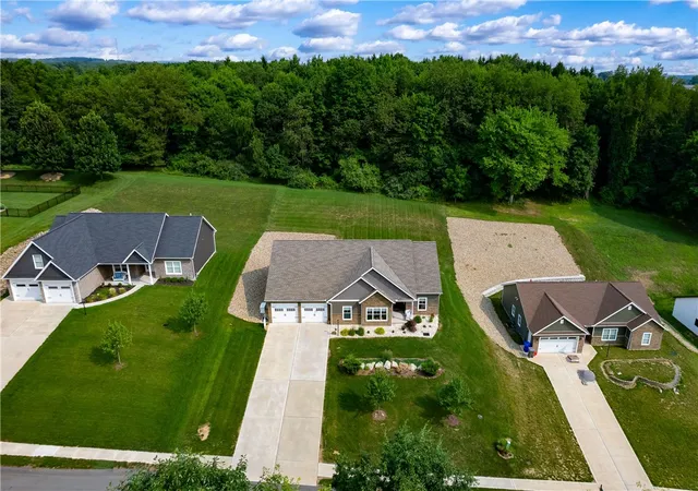 Photo 3 of Sale Pending at 2236 Shannon Mills Dr, Renfrew, PA 16053 | MLS# 1764952 | Listing updated on 2026-09-11